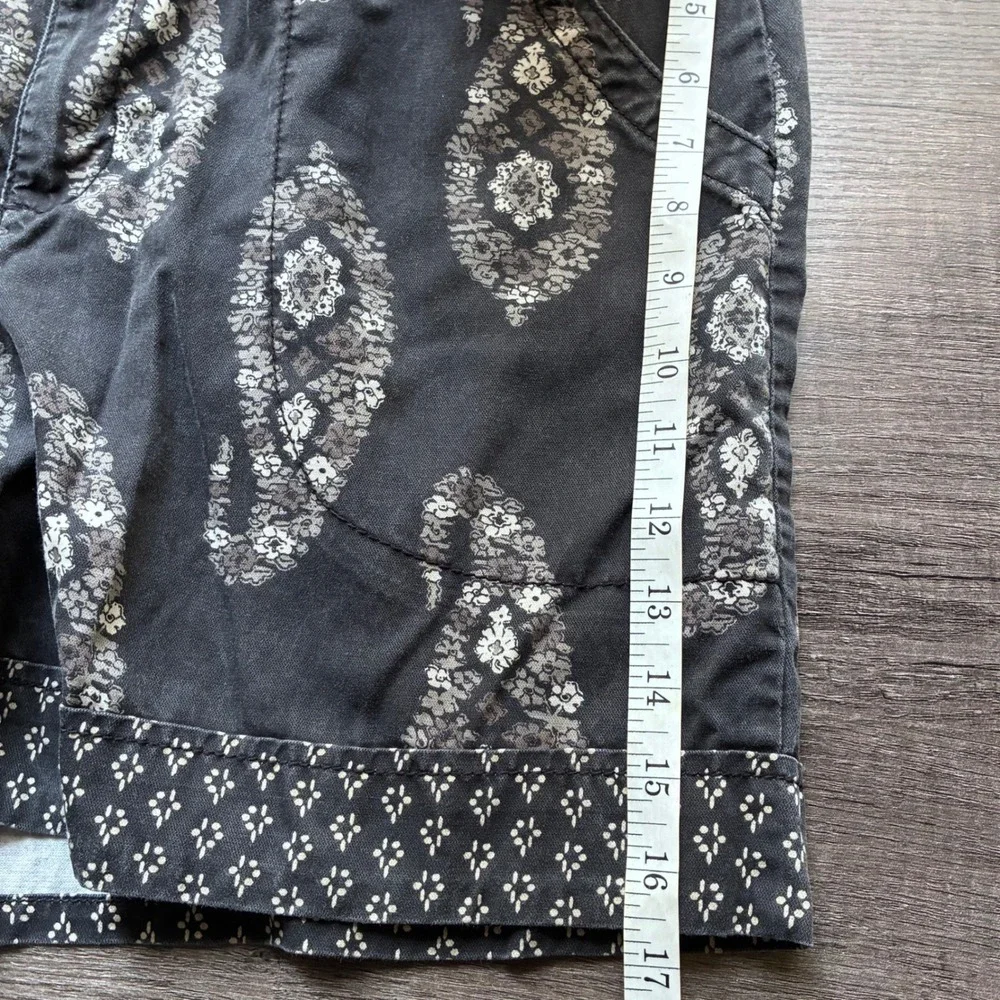 Knox‎ Rose Paisley Boho Shorts L Grey Cotton Lyocell Festival Cottagecore
